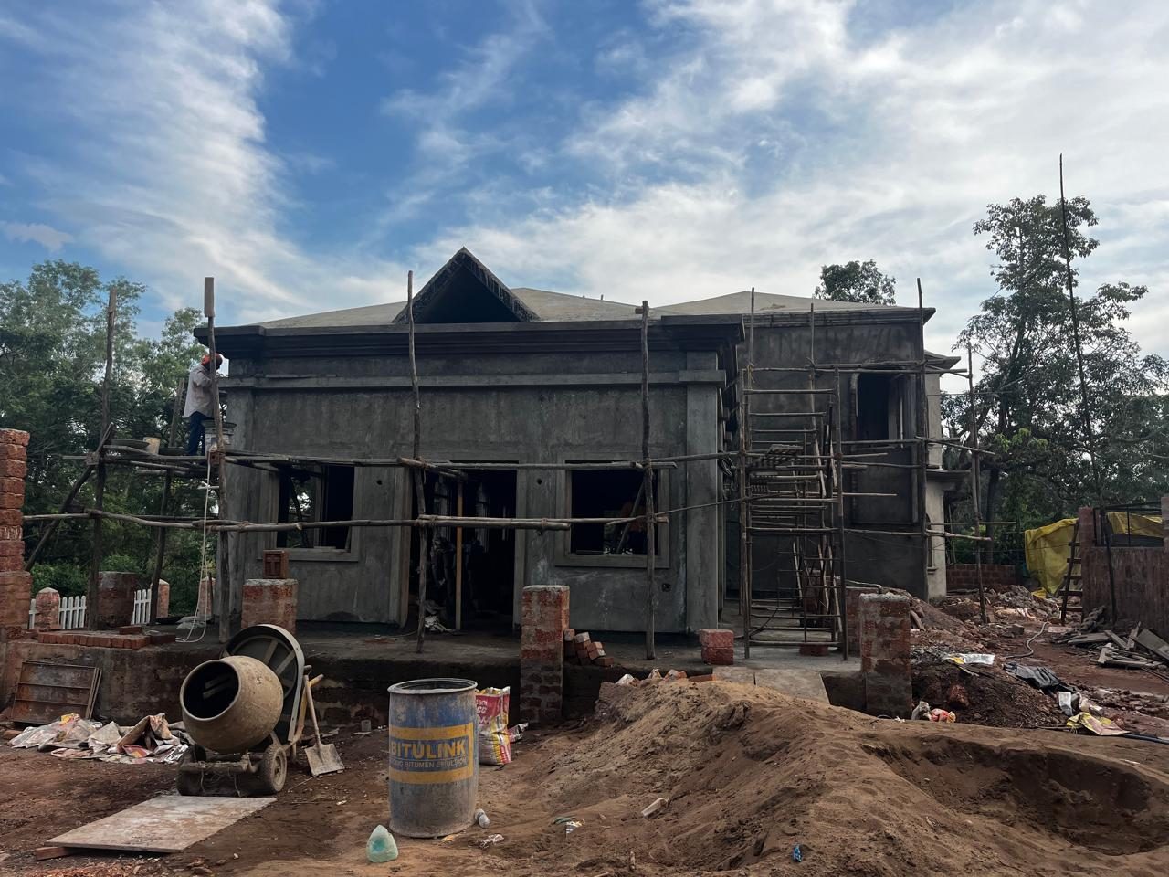 Building structure under construction